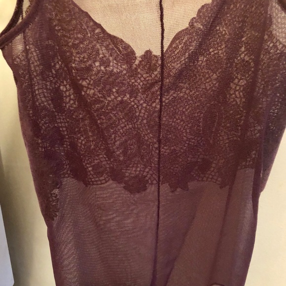 Zara lace top with sheer bottom. - Picture 1 of 3